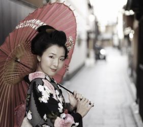 Нежната магия на Япония през април